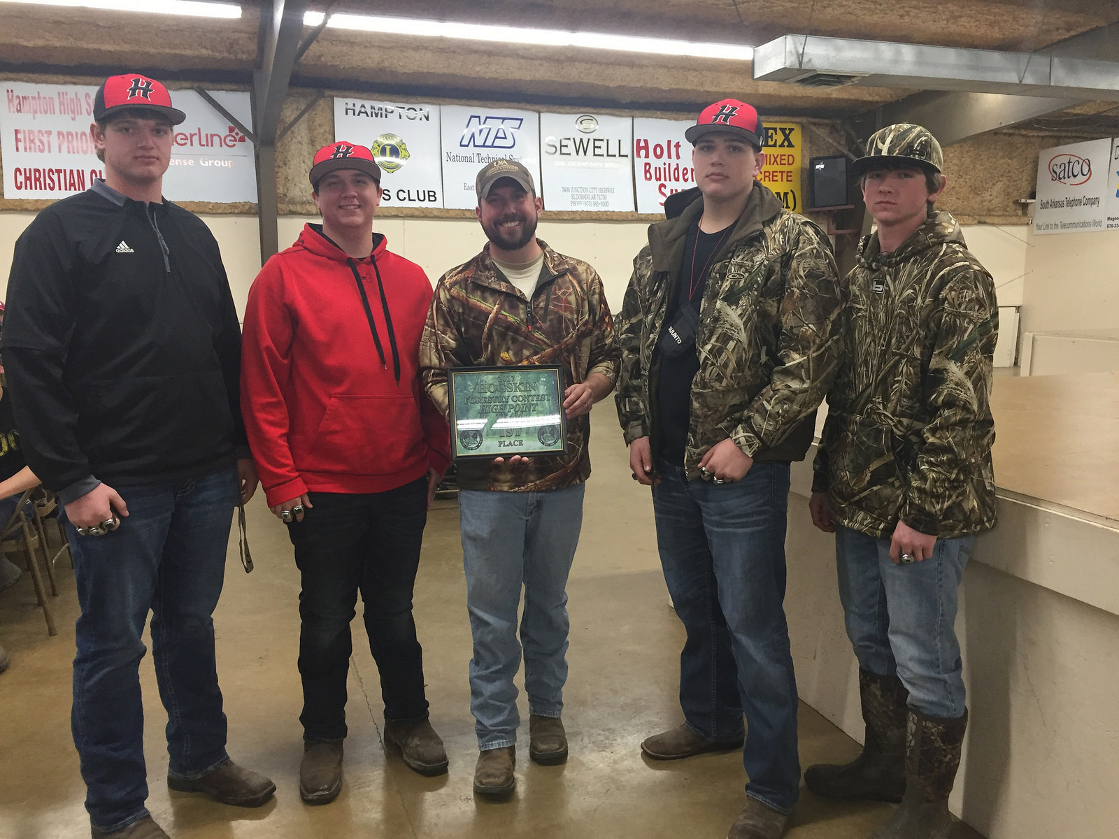 2017 Hogskin Forestry Contest winning team