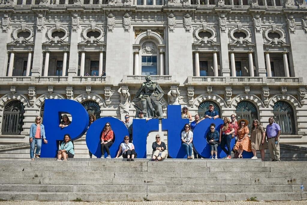 LeadAR Class 19 poses for a photo in Porto