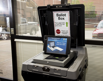 Ballot counting machine in Washington County, Arkansas