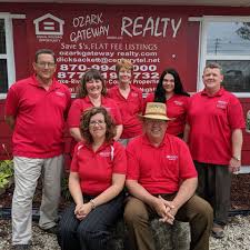 Ozark Gateway Realty team