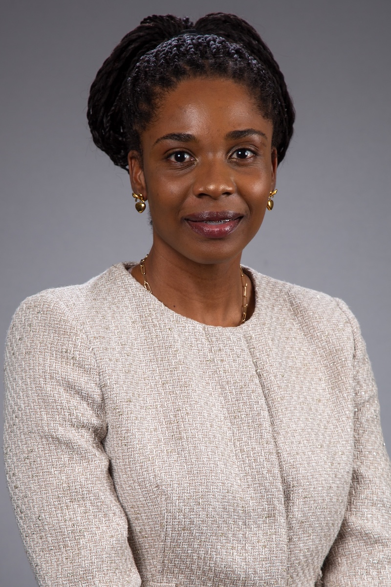 Lynhe Demesyeux Portrait