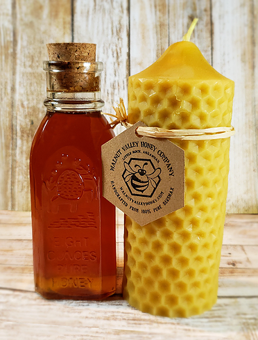 photo of honey jar and beeswax candle