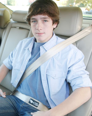 Properly fitting seat belt.